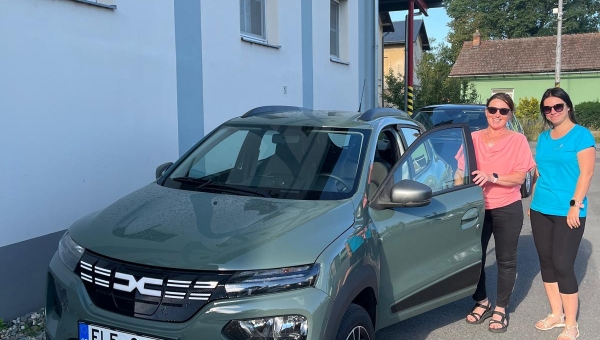 Decent rozšiřuje díky dárcům z benefic svůj elektropark